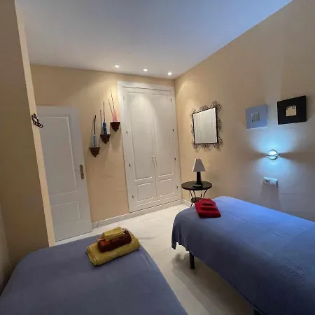 B2 Bajo Con Terraza De 32 M2 En Playa Granada アパート
